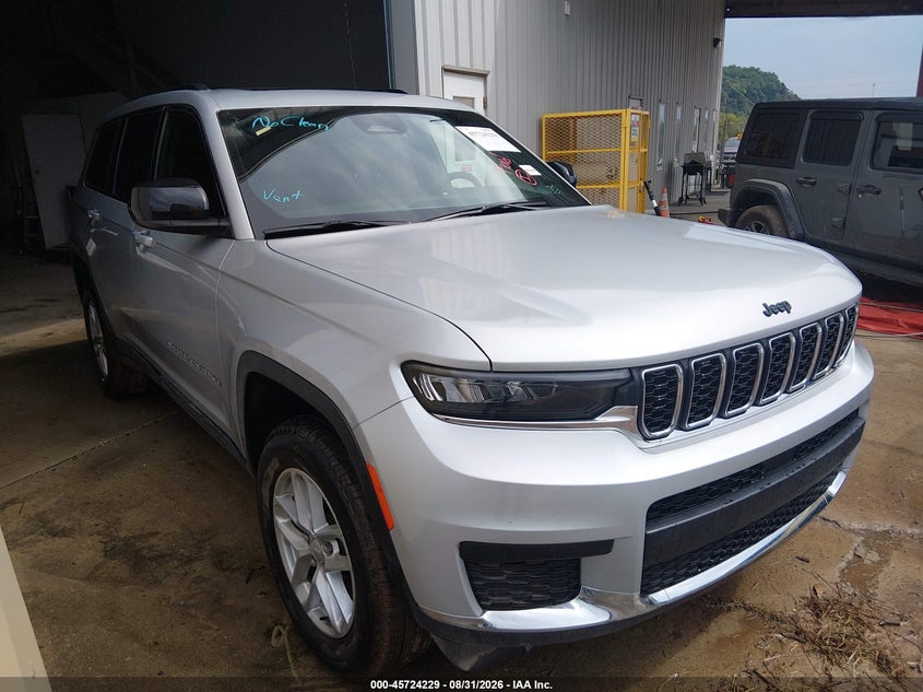 2025 Jeep Grand cherokee VIN 1C4RJKAG6S8762958 — IAAI salvage auction photo