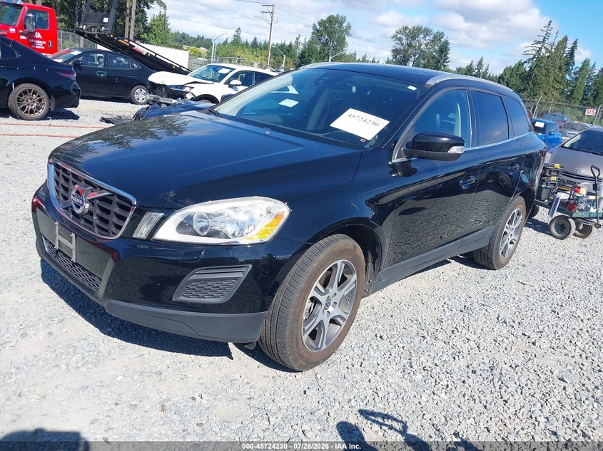 2013 Volvo Xc60 VIN YV4902DZ8D2456590 IAAI salvage auction — REAR END, Wait Title, sold $1,900 on 2026-08-10 (photo 2)