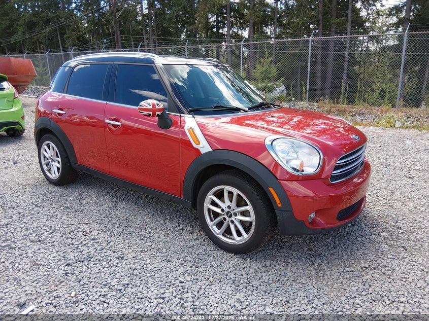 2015 Mini Countryman VIN WMWZB3C52FWR44959 IAAI salvage auction — SIDE, Salvage Title, sold $2,050 on 2026-08-22 (photo 1)