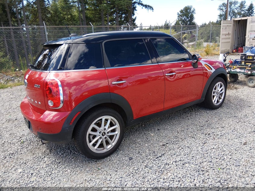 2015 Mini Countryman VIN WMWZB3C52FWR44959 IAAI salvage auction — SIDE, Salvage Title, sold $2,050 on 2026-08-22 (photo 4)