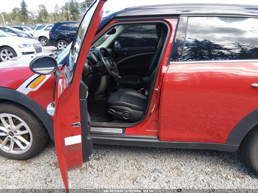 2015 Mini Countryman VIN WMWZB3C52FWR44959 IAAI salvage auction — SIDE, Salvage Title, sold $2,050 on 2026-08-22 (photo 5)