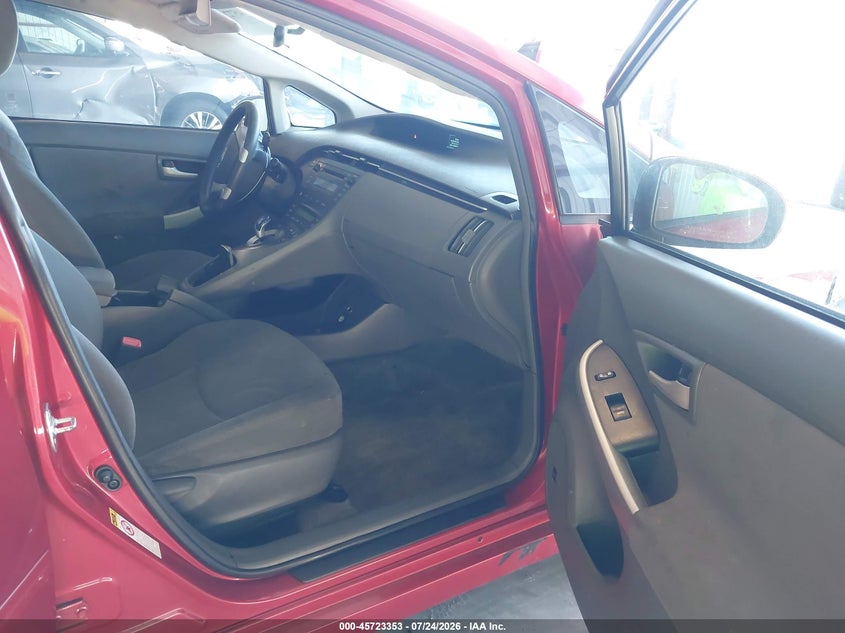 2011 Toyota Prius VIN JTDKN3DU3B0296434 IAAI salvage auction — NORMAL WEAR, Clear - Dealer Only (California), sold $775 on 2026-08-21 (photo 5)
