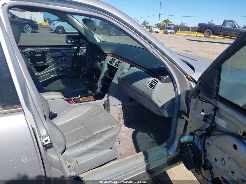1999 Mercedes-benz E-klasse VIN WDBJF65H2XA885762 IAAI salvage auction — NORMAL WEAR, Salvage Title - Dealer (California), sold $275 on 2026-07-30 (photo 5)