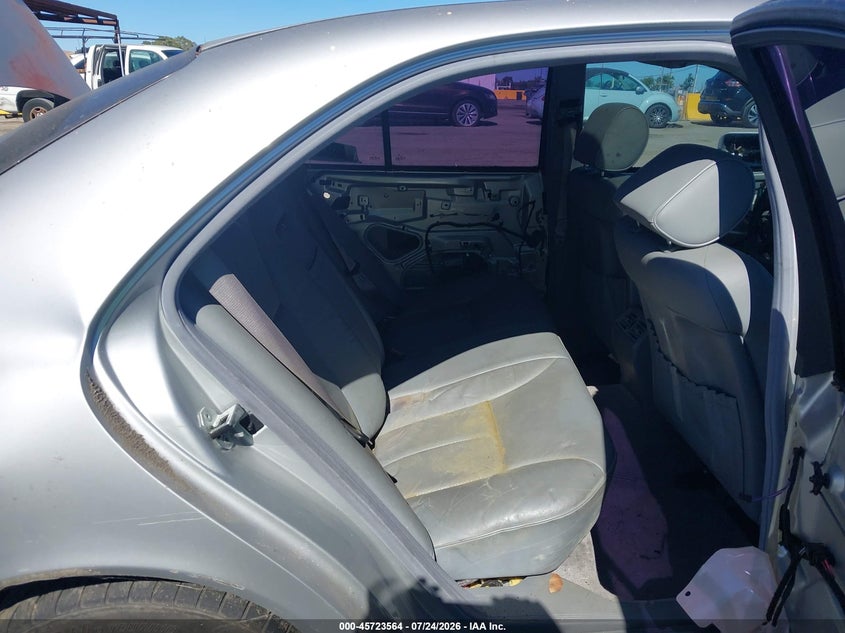 1999 Mercedes-benz E-klasse VIN WDBJF65H2XA885762 IAAI salvage auction — NORMAL WEAR, Salvage Title - Dealer (California), sold $275 on 2026-07-30 (photo 8)