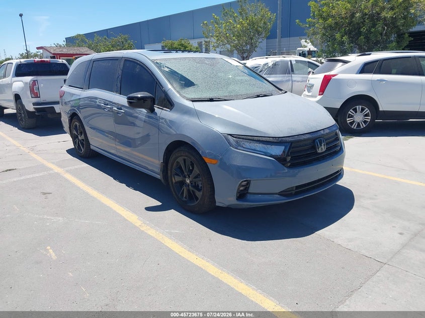 2023 Honda Odyssey VIN 5FNRL6H78PB004196 IAAI salvage auction — LEFT SIDE, Wait Title, sold $17,000 on 2026-08-03 (photo 1)