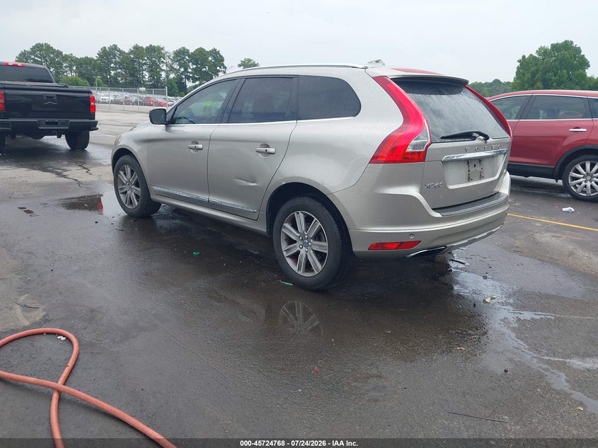 2016 Volvo Xc60 VIN YV449MDK3G2822250 IAAI salvage auction — NORMAL WEAR, Wait Title, sold $425 on 2026-08-12 (photo 3)