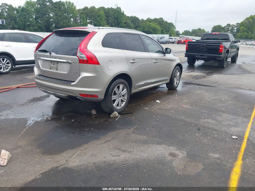 2016 Volvo Xc60 VIN YV449MDK3G2822250 IAAI salvage auction — NORMAL WEAR, Wait Title, sold $425 on 2026-08-12 (photo 4)