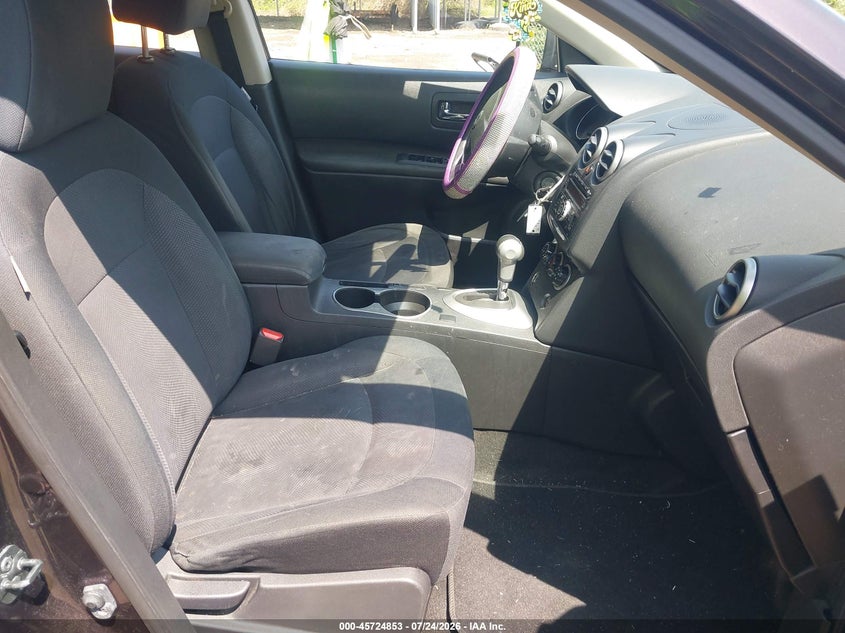 2014 Nissan Rogue VIN JN8AS5MV4EW714210 IAAI salvage auction — NORMAL WEAR, Clear (Maryland), sold $125 on 2026-07-28 (photo 5)