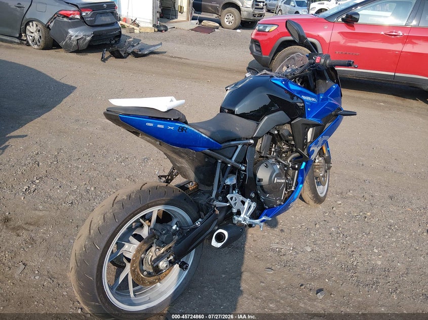2024 Suzuki Gsx VIN JS1EM13B5R7102597 IAAI salvage auction — ALL OVER, Salvage (Pennsylvania), sold $0 on 2026-09-29 (photo 4)