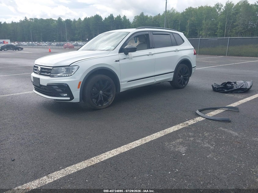 2021 Volkswagen Tiguan VIN 3VV2B7AX7MM111172 IAAI salvage auction — SIDE, Wait Title, sold $4,050 on 2026-08-23 (photo 2)
