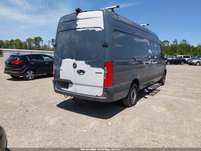 2019 Mercedes-benz Sprinter VIN WD4PF1CD0KP151762 IAAI salvage auction — FRONT END, Clear (Florida), sold $3,250 on 2026-07-28 (photo 4)