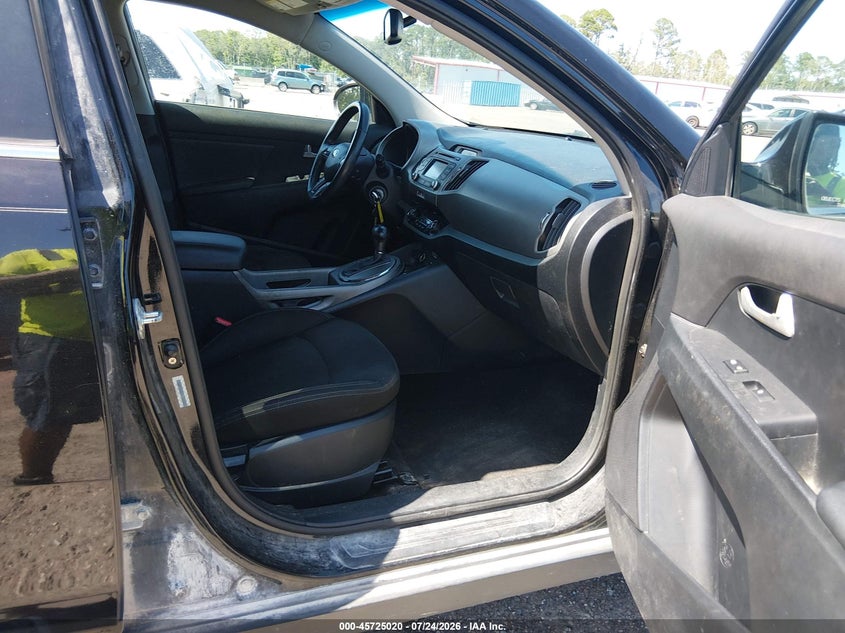 2015 Kia Sportage VIN KNDPC3AC1F7724666 IAAI salvage auction — MECHANICAL, Clear (Florida), sold $1,550 on 2026-07-28 (photo 5)