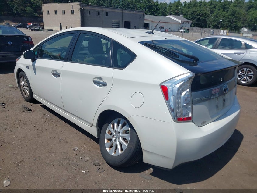 2012 Toyota Prius VIN JTDKN3DP2C3019591 IAAI salvage auction — NORMAL WEAR, Wait Title, sold $3,775 on 2026-07-31 (photo 3)