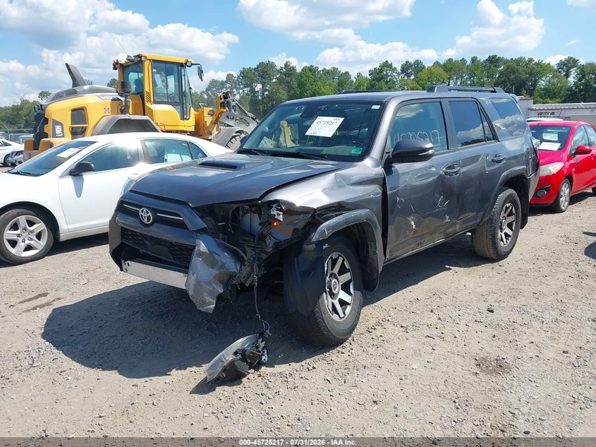 2022 Toyota 4runner VIN JTERU5JR9N6052720 IAAI salvage auction — SIDE, Salvage Title, sold $16,350 on 2026-08-21 (photo 2)