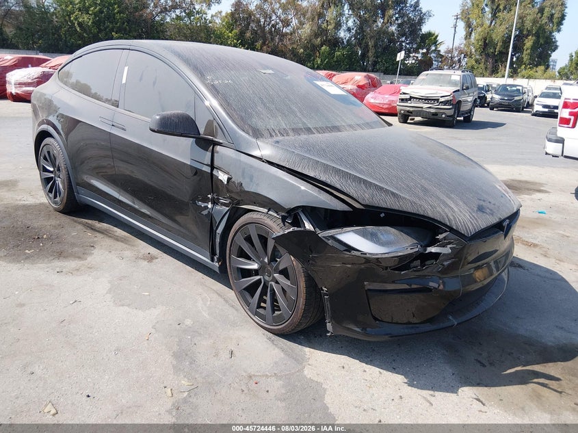 2025 Tesla Model x VIN 7SAXCBE50SF464824 — IAAI salvage auction photo
