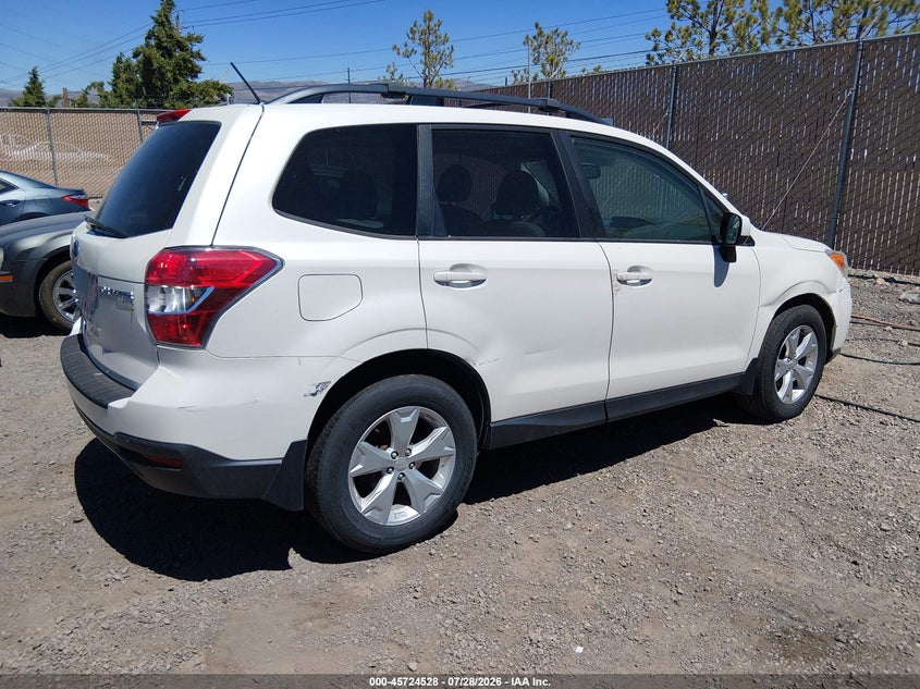 2015 Subaru Forester VIN JF2SJAFC9FH598999 IAAI salvage auction — NORMAL WEAR, Regular (Nevada), sold $725 on 2026-07-31 (photo 4)