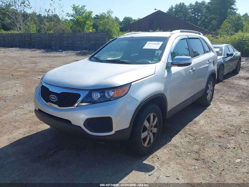 2013 Kia Sorento VIN 5XYKT4A21DG322833 IAAI salvage auction — NORMAL WEAR, Clear (Massachusetts), sold $1,000 on 2026-07-31 (photo 6)