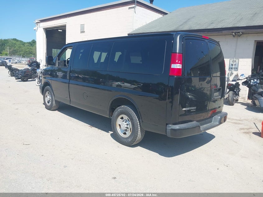 2015 Chevrolet Express 2500 VIN 1GAWGPFG8F1279874 IAAI salvage auction — NORMAL WEAR, SF97 (New Hampshire), sold $11,200 on 2026-08-20 (photo 3)