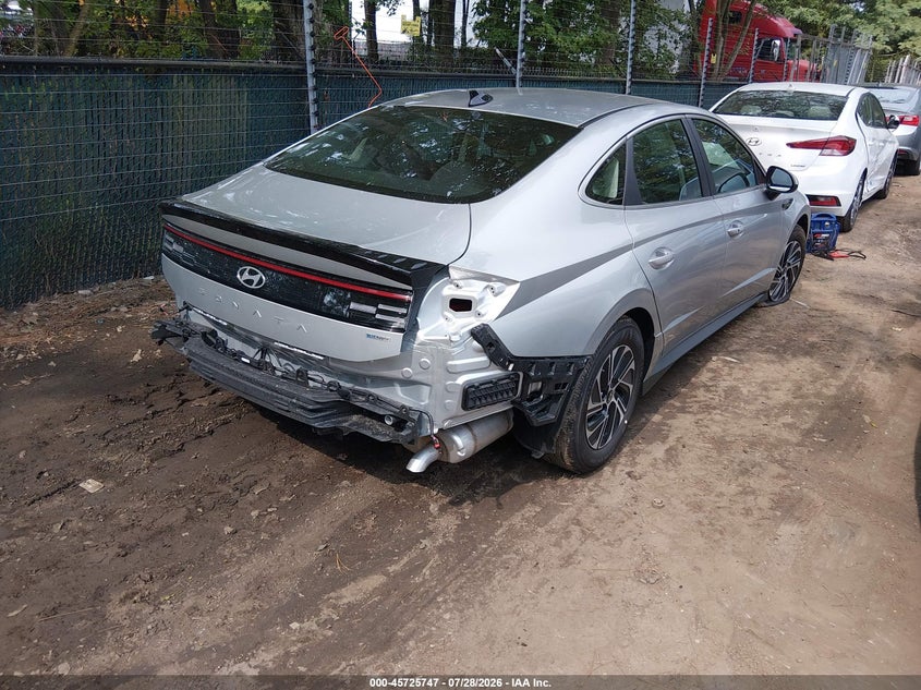 2026 Hyundai Sonata VIN KMHL24JJ3TA170353 IAAI salvage auction — REAR END, Enterprise Vehicles Clear Only (Virginia), sold $25 on 2026-07-30 (photo 4)