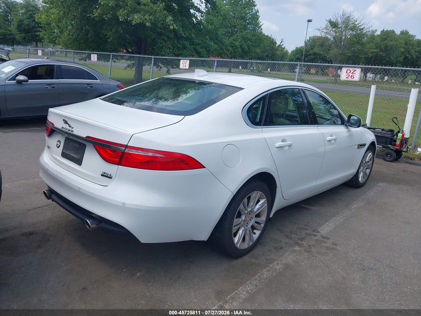 2016 Jaguar Xf VIN SAJBJ4BV3GCY17558 IAAI salvage auction — WATER/FLOOD, Wait Title, sold $1,450 on 2026-09-21 (photo 4)