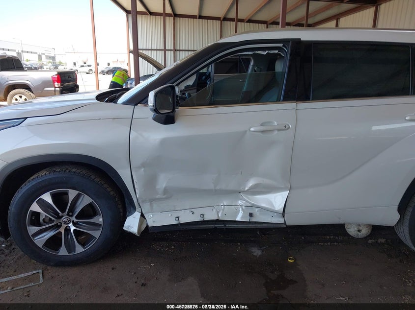 2021 Toyota Highlander VIN 5TDGZRAH0MS533269 IAAI salvage auction — LEFT SIDE, Salvage Title, sold $25 on 2026-07-28 (photo 6)