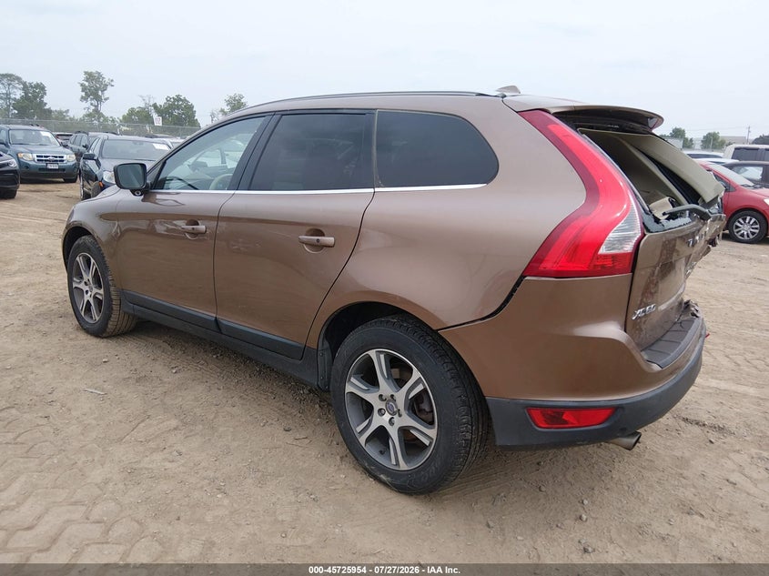 2012 Volvo Xc60 VIN YV4902DZ9C2312934 IAAI salvage auction — REAR END, Wait Title, sold $350 on 2026-08-20 (photo 3)