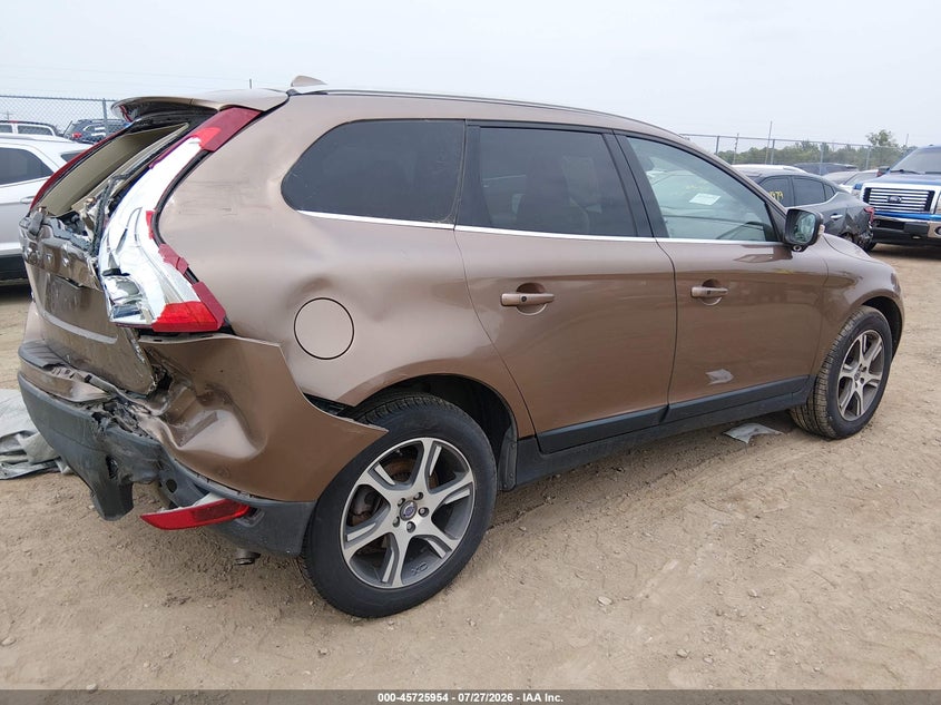 2012 Volvo Xc60 VIN YV4902DZ9C2312934 IAAI salvage auction — REAR END, Wait Title, sold $350 on 2026-08-20 (photo 4)