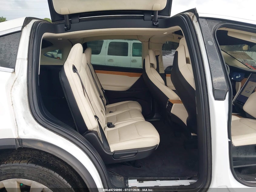 2018 Tesla Model x VIN 5YJXCDE20JF141306 IAAI salvage auction — LEFT & RIGHT, Clear (Georgia), sold $16,100 on 2026-08-19 (photo 8)