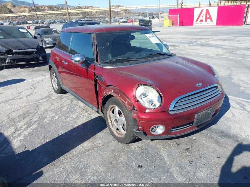 2008 Mini Hardtop VIN WMWMF33558TT63345 IAAI salvage auction — RIGHT FRONT, Salvage (California), sold $500 on 2026-08-12 (photo 1)