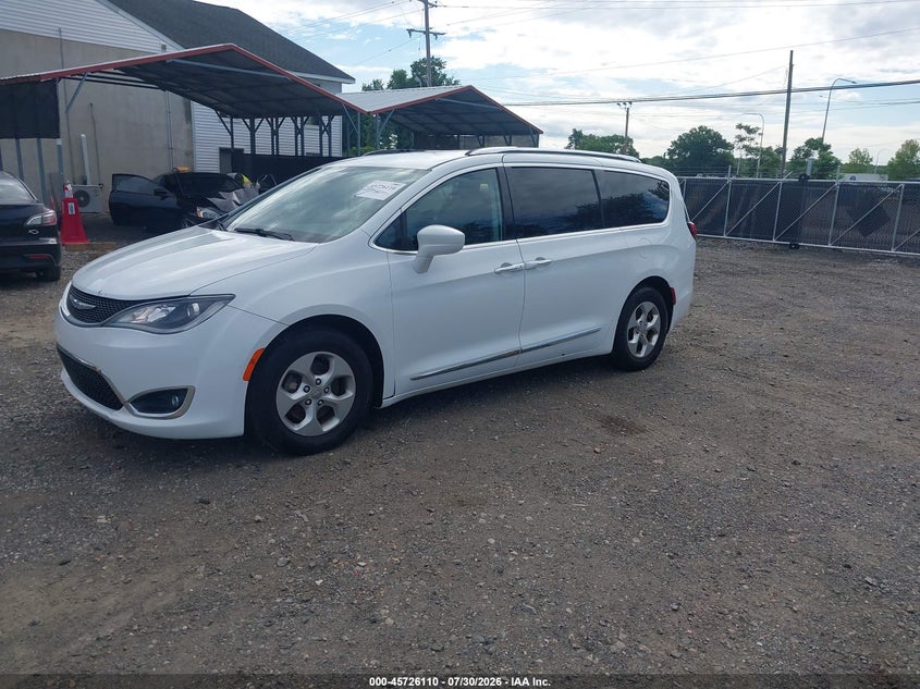 2017 Chrysler Pacifica VIN 2C4RC1EGXHR703536 IAAI salvage auction — SIDE, Salvage (Delaware), sold $2,600 on 2026-08-26 (photo 2)