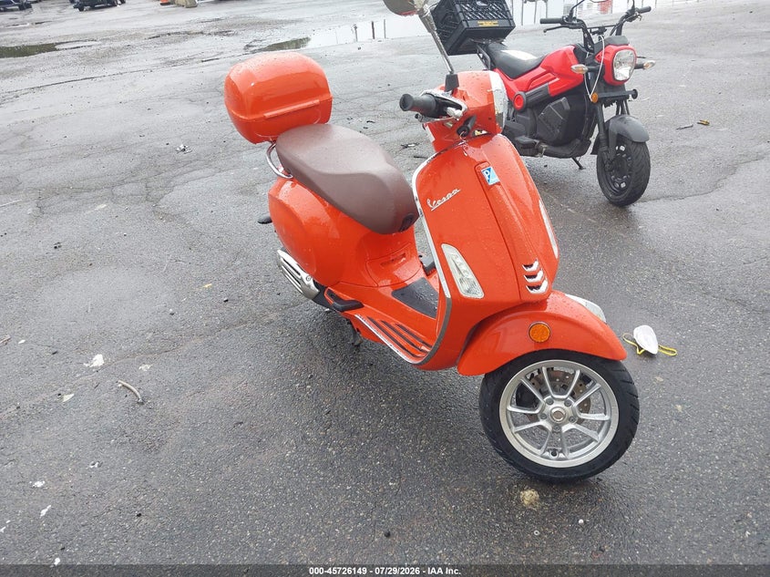 2022 Vespa - VIN ZAPCA06B0N5105228 IAAI salvage auction — UNKNOWN, Salvage Title, sold $600 on 2026-08-19 (photo 1)