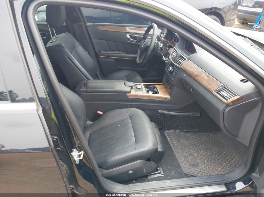 2011 Mercedes-benz E-class VIN WDDHF9AB2BA501156 IAAI salvage auction — NORMAL WEAR, Original (Ohio), sold $250 on 2026-08-13 (photo 5)