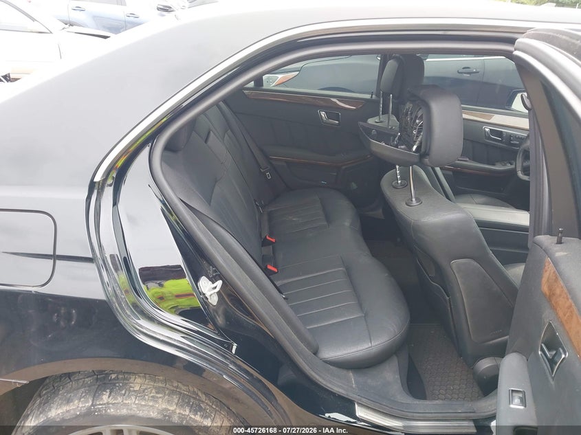 2011 Mercedes-benz E-class VIN WDDHF9AB2BA501156 IAAI salvage auction — NORMAL WEAR, Original (Ohio), sold $250 on 2026-08-13 (photo 8)