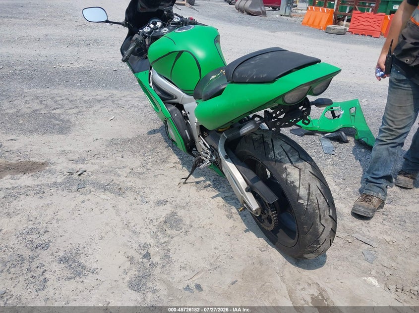 2001 Yamaha Yzfr6 VIN JYARJ04E11A018055 IAAI salvage auction — RIGHT SIDE, Salvage (Pennsylvania), sold $700 on 2026-08-29 (photo 3)