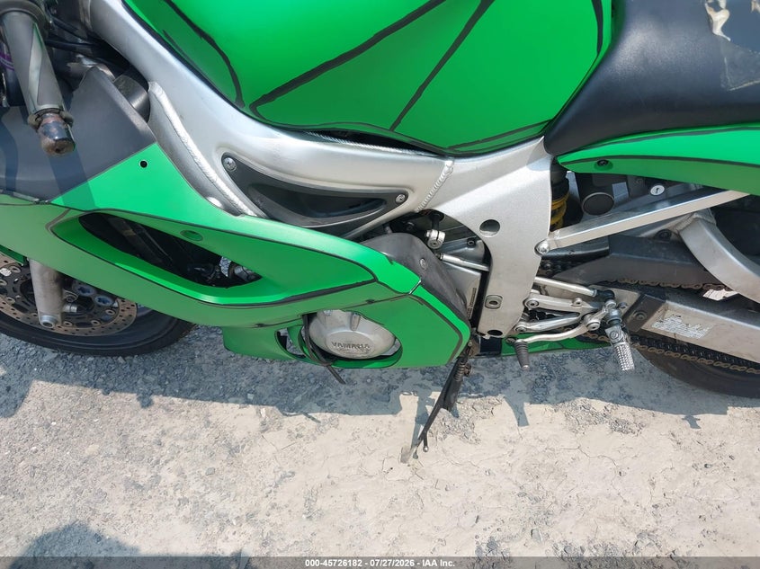 2001 Yamaha Yzfr6 VIN JYARJ04E11A018055 IAAI salvage auction — RIGHT SIDE, Salvage (Pennsylvania), sold $700 on 2026-08-29 (photo 9)