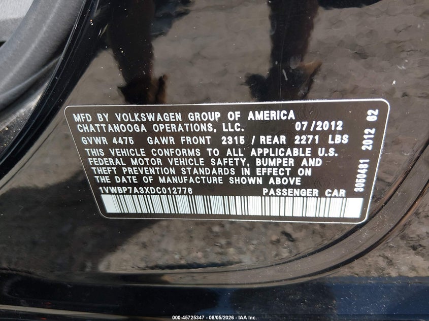 2013 Volkswagen Passat VIN 1VWBP7A3XDC012776 IAAI salvage auction — SIDE, Wait Title, sold $300 on 2026-10-12 (photo 9)