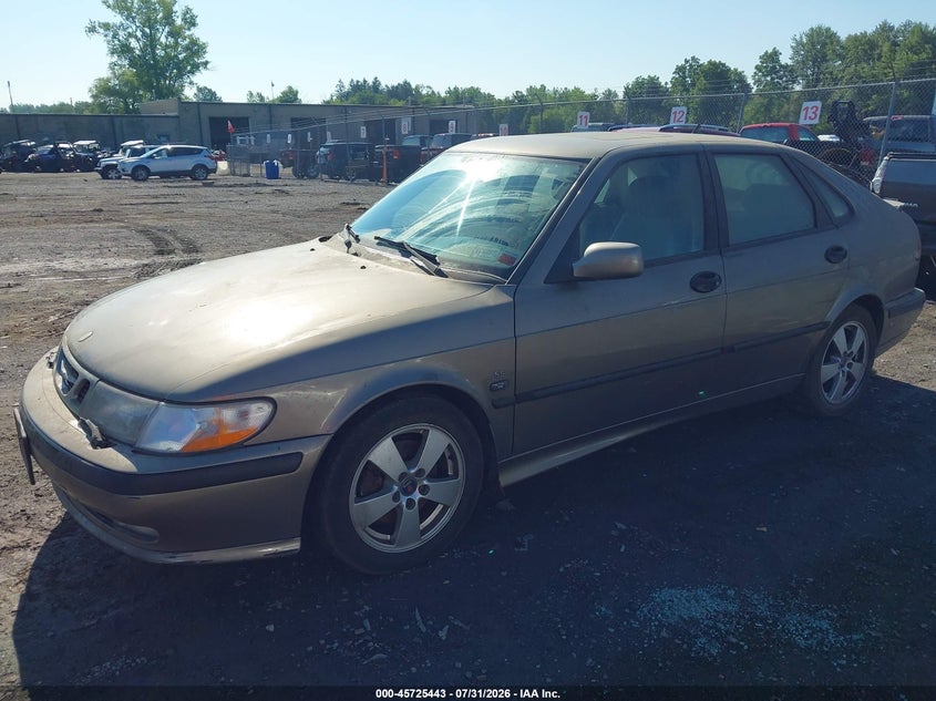 2002 Saab 9-3 VIN YS3DF58K422004281 IAAI salvage auction — NORMAL WEAR, Clear (New York), sold $25 on 2026-08-06 (photo 2)