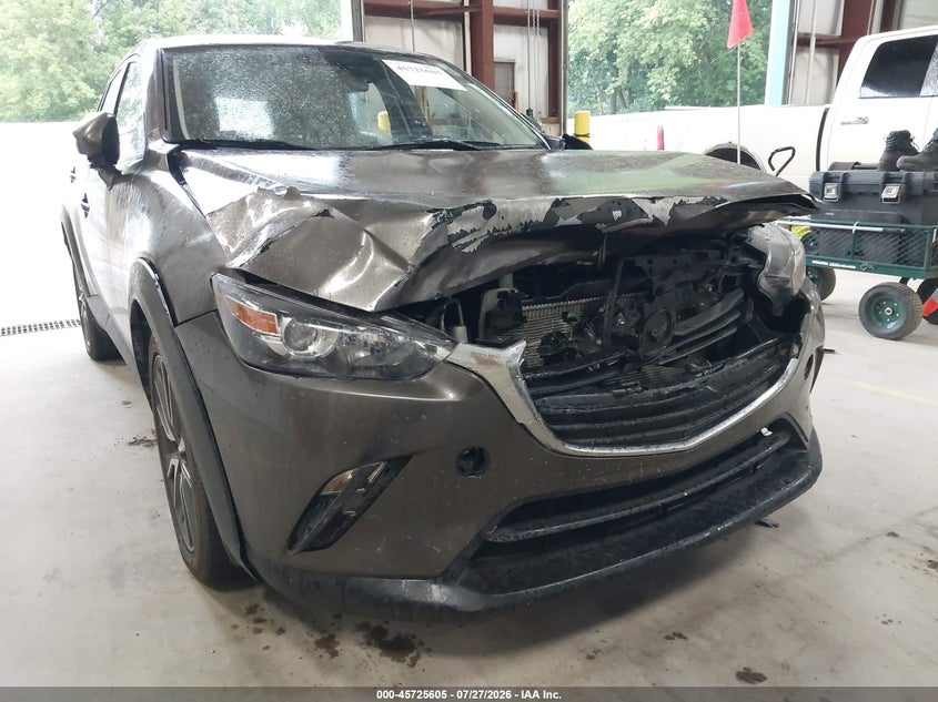 2017 Mazda Cx-3 VIN JM1DKFC70H0170863 IAAI salvage auction — FRONT END, Clear (Michigan), sold $725 on 2026-09-06 (photo 6)