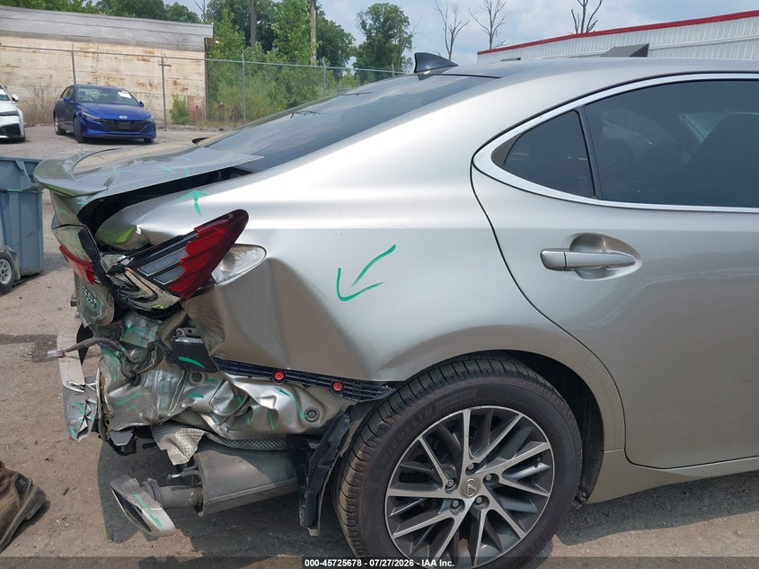 2017 Lexus ES VIN 58ABK1GG0HU050918 IAAI salvage auction — REAR END, Salvage Title, sold $8,150 on 2026-08-25 (photo 6)