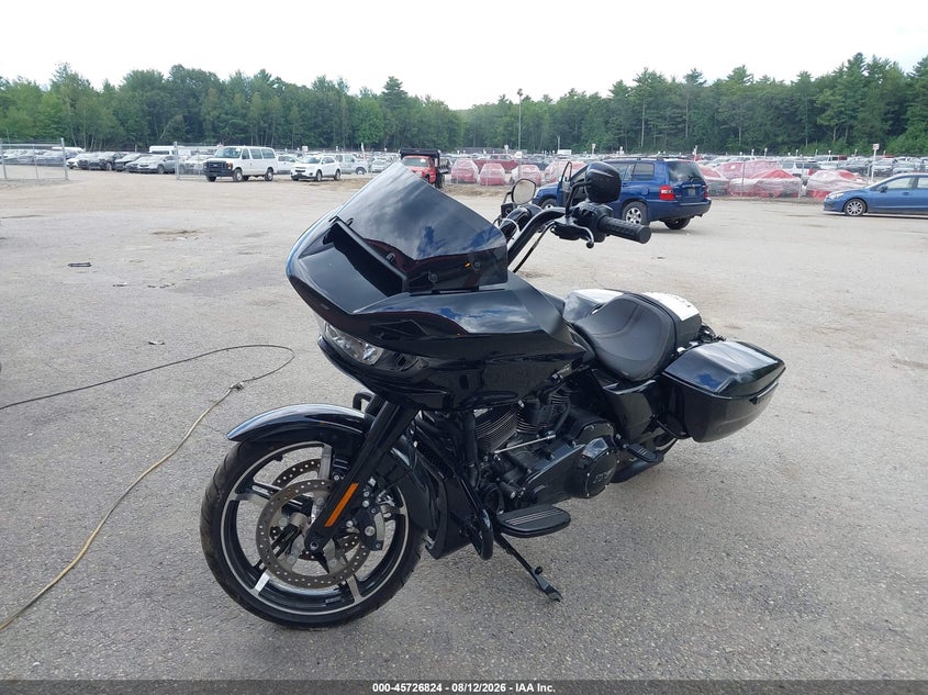 2026 Harley-davidson Road glide VIN 1HD1KH719TB627234 IAAI salvage auction — RIGHT SIDE, Wait Title, sold $15,300 on 2026-10-12 (photo 2)
