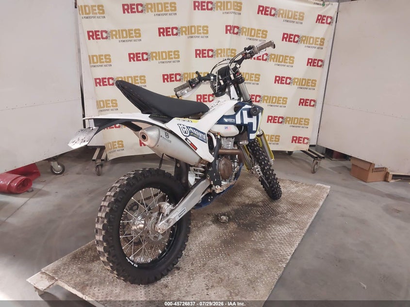 2018 Husqvarna Fe VIN VBKUAH400JM208430 IAAI salvage auction — RIGHT SIDE, Salvage (Georgia), sold $2,100 on 2026-09-01 (photo 4)