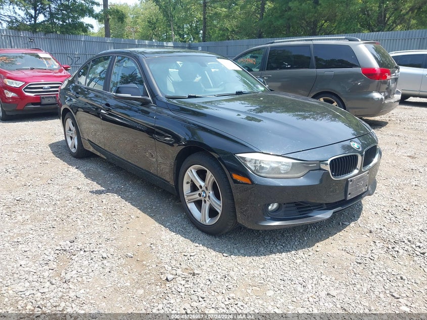 2015 BMW 3 series VIN WBA3B5C52FF960029 IAAI salvage auction — NORMAL WEAR, Clear (New Jersey), sold $1,500 on 2026-08-12 (photo 1)
