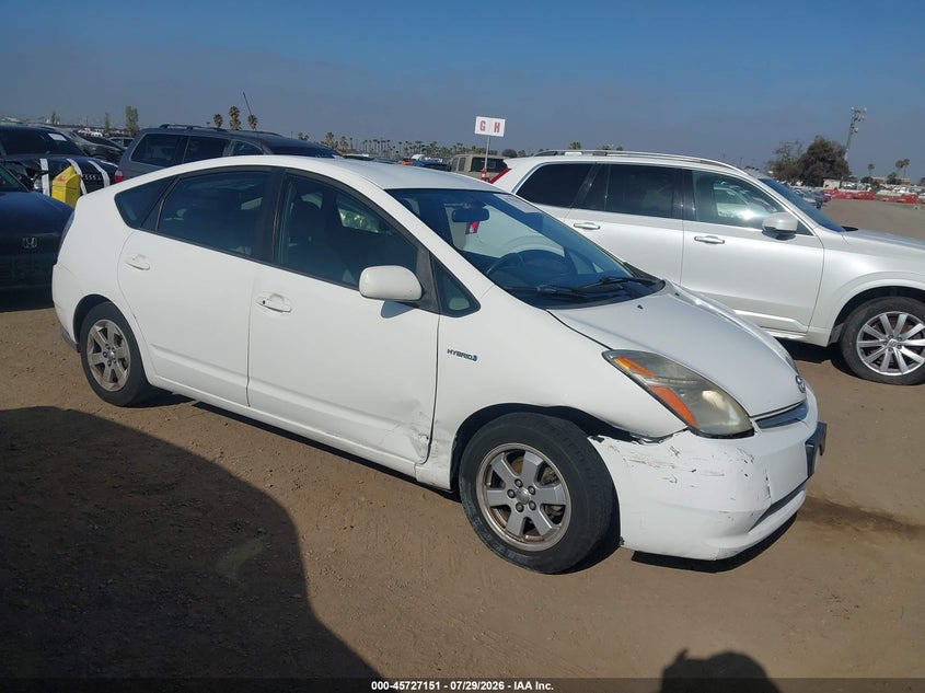 2007 Toyota Prius VIN JTDKB20U677687617 IAAI salvage auction — RIGHT FRONT, Salvage (California), sold $1,300 on 2026-08-02 (photo 1)