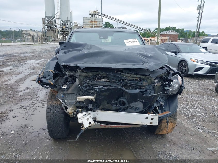 2022 Toyota 4runner VIN JTENU5JR6N6039437 IAAI salvage auction — FRONT END, Wait Title, sold $4,100 on 2026-07-31 (photo 6)