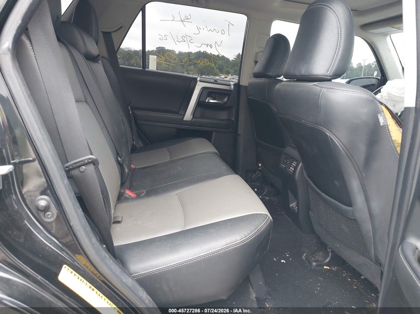 2022 Toyota 4runner VIN JTENU5JR6N6039437 IAAI salvage auction — FRONT END, Wait Title, sold $4,100 on 2026-07-31 (photo 8)