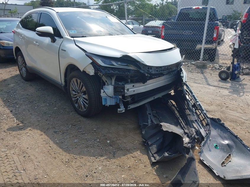 2021 Toyota Venza VIN JTEAAAAH5MJ011745 — IAAI salvage auction photo