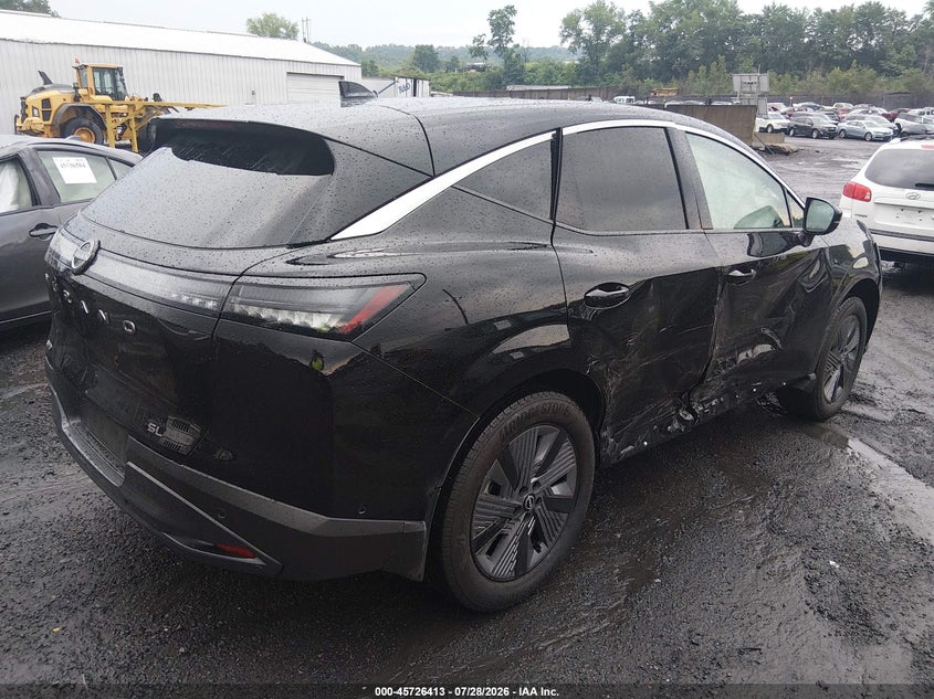 2025 Nissan Murano VIN 5N1AZ3CS8SC139220 IAAI salvage auction — SIDE, Salvage Title, sold $10,100 on 2026-08-22 (photo 4)