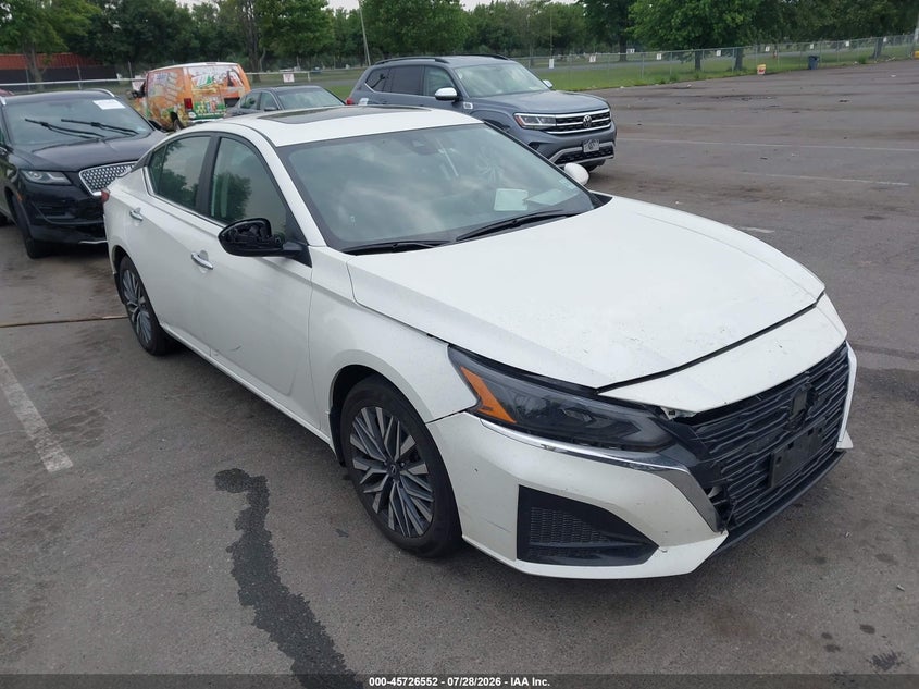 2024 Nissan Altima VIN 1N4BL4DV6RN427105 — IAAI salvage auction photo
