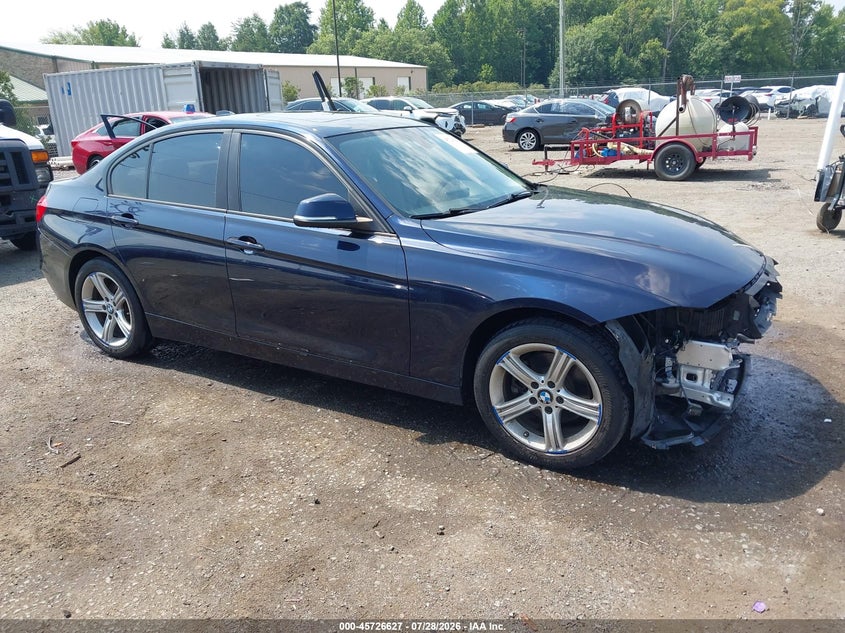2014 BMW 3er VIN WBA3B1C53EK134109 IAAI salvage auction — FRONT END, Salvage Title, sold $1,200 on 2026-08-14 (photo 1)