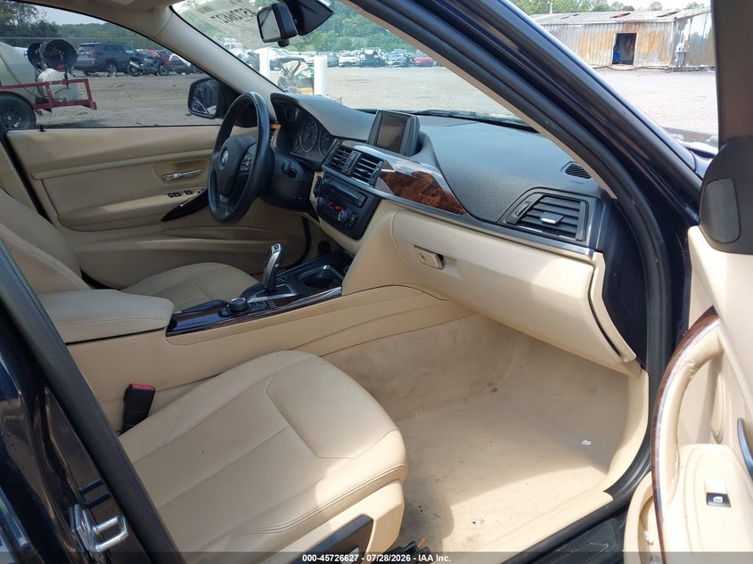 2014 BMW 3er VIN WBA3B1C53EK134109 IAAI salvage auction — FRONT END, Salvage Title, sold $1,200 on 2026-08-14 (photo 5)